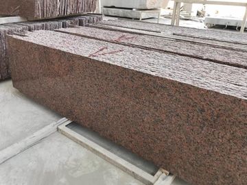 Κίνα Ομαλή περικοπή στο μέγεθος ο φυσικός Stone και κόκκινη πλάκα γρανίτη σφενδάμνου κεραμιδιών G562 προμηθευτής